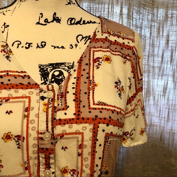 Skies Are Blue | Floral Patchwork Dress! ✨ - Picture 3 of 12